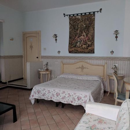 D'Elite Room & Breakfast Ferrara Exteriör bild