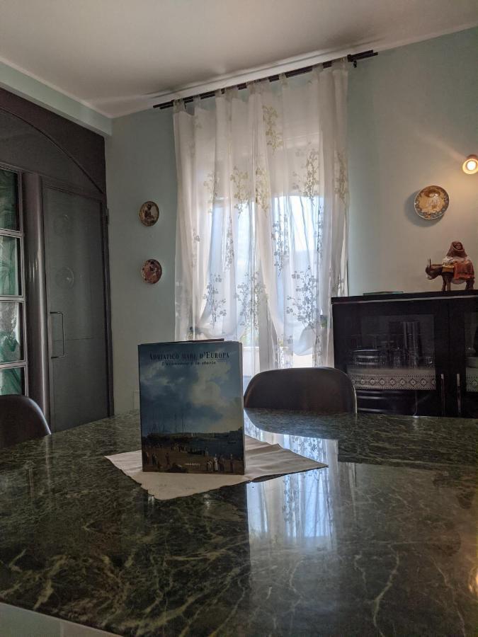 D'Elite Room & Breakfast Ferrara Exteriör bild