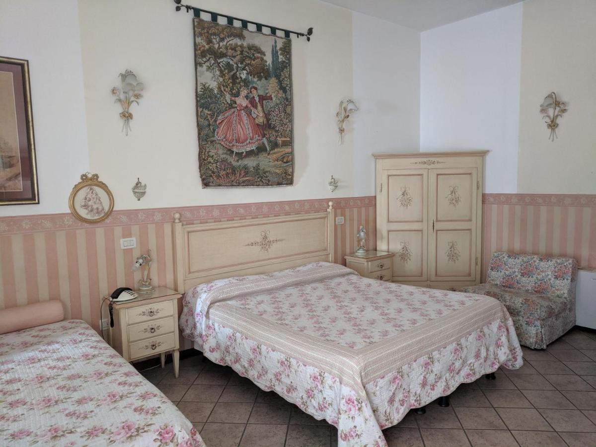 D'Elite Room & Breakfast Ferrara Exteriör bild